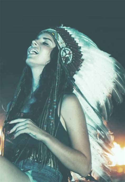 lana del rey headdress